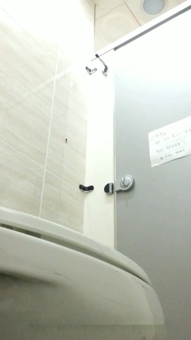 美女如云的韩国高级坐厕偷拍第2季棒子美女的屁股貌似都很粗糙逼毛颜色比较黑-蝌蚪窝|成人|91PORNY|九色